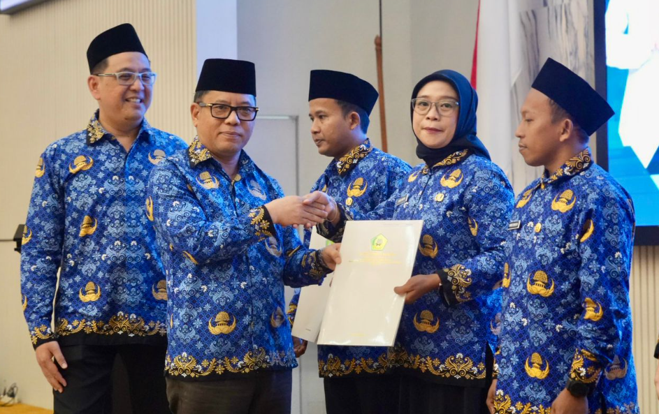 Kemenag Resmi Lantik PPPK Paruh Waktu 2025, Dorong Profesionalisme ASN Lintas Satuan Kerja